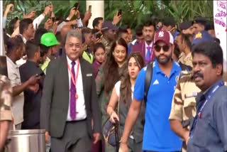 Team India arrives in Mumbai