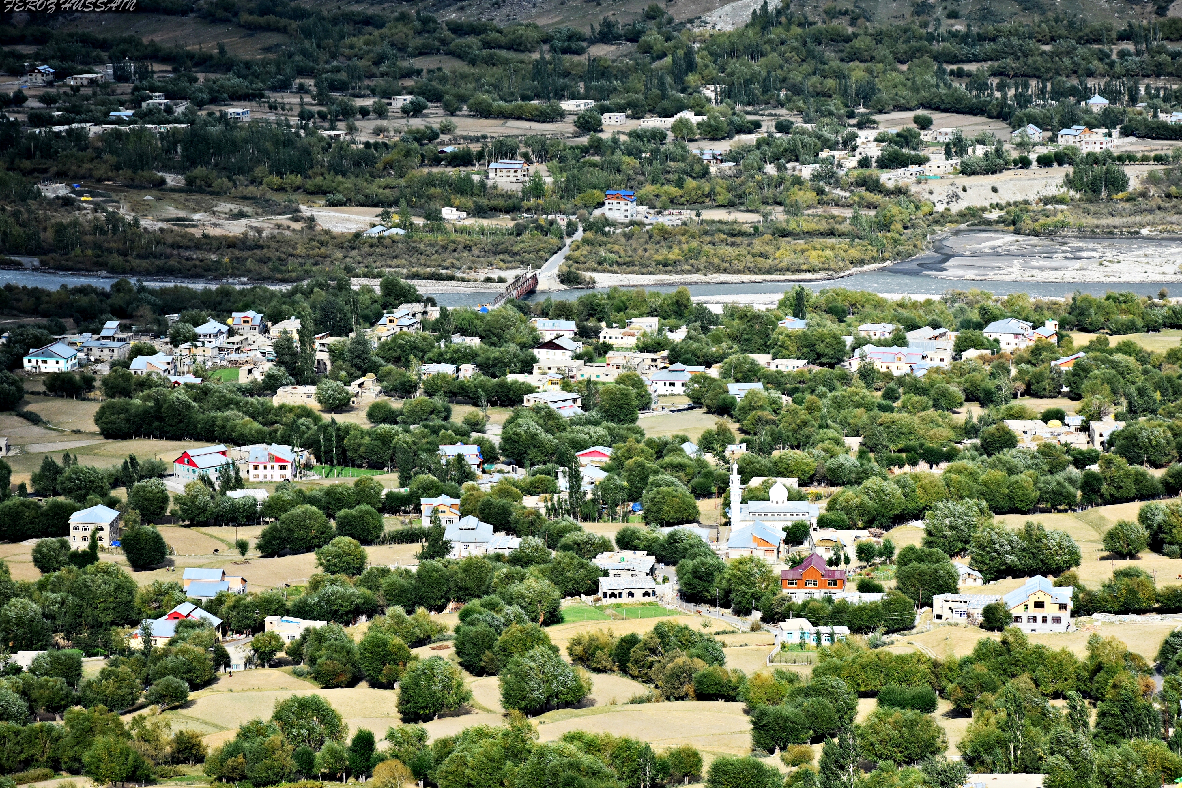 Beautiful landscape view of Sankoo Suru valley