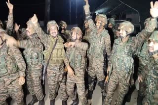 Diwali celebrations By army jawans at Border