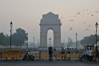 Ahead of Diwali, Air Quality In Delhi-NCR Remains Severe, AQI Near 400