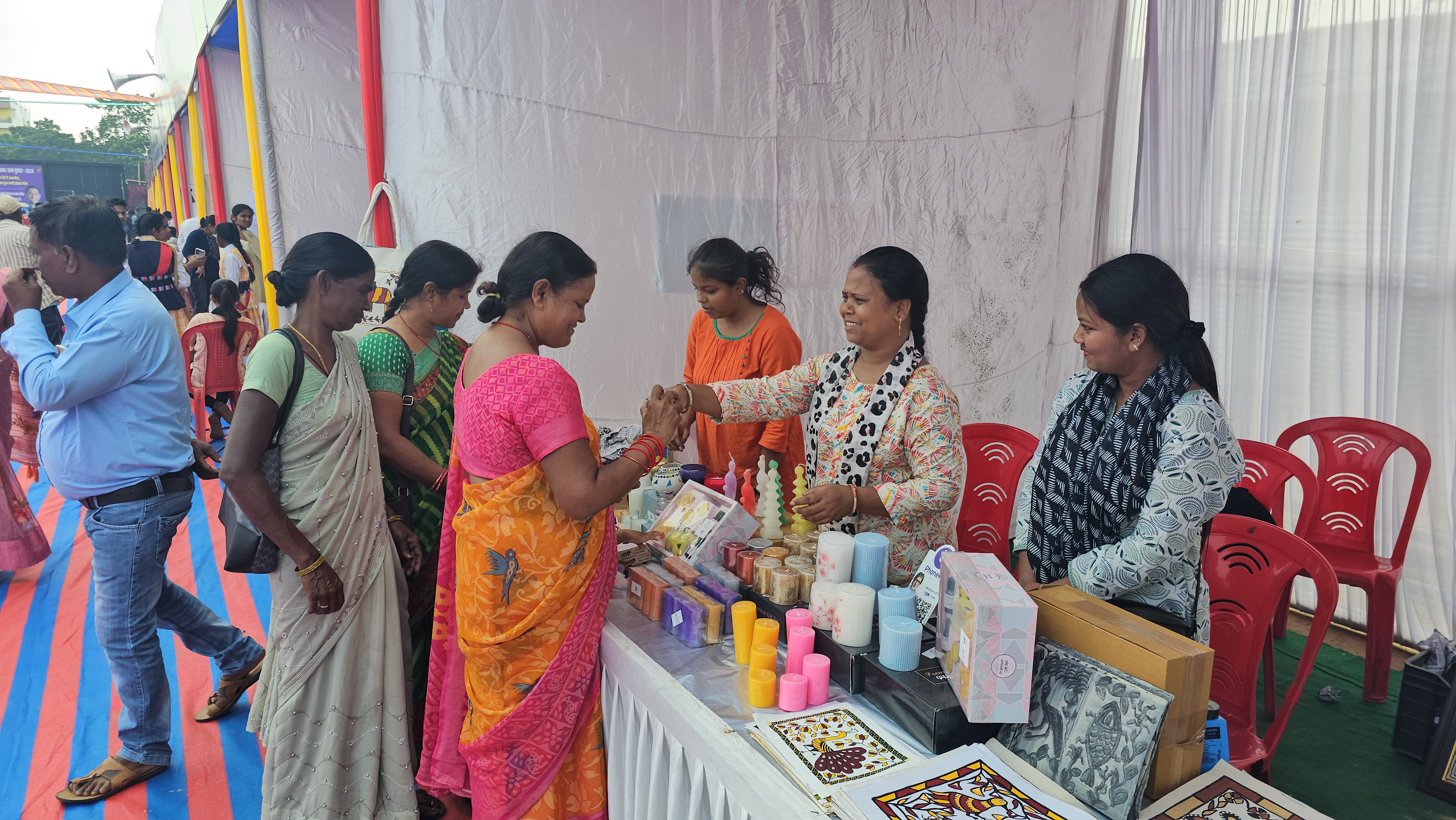 hand-made-scented-candle-discussion-market-hazaribagh