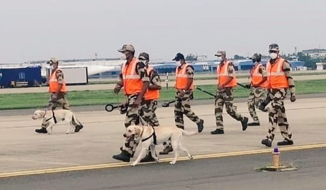 chennai airport bomb threat for 11 flights including indigo and air india