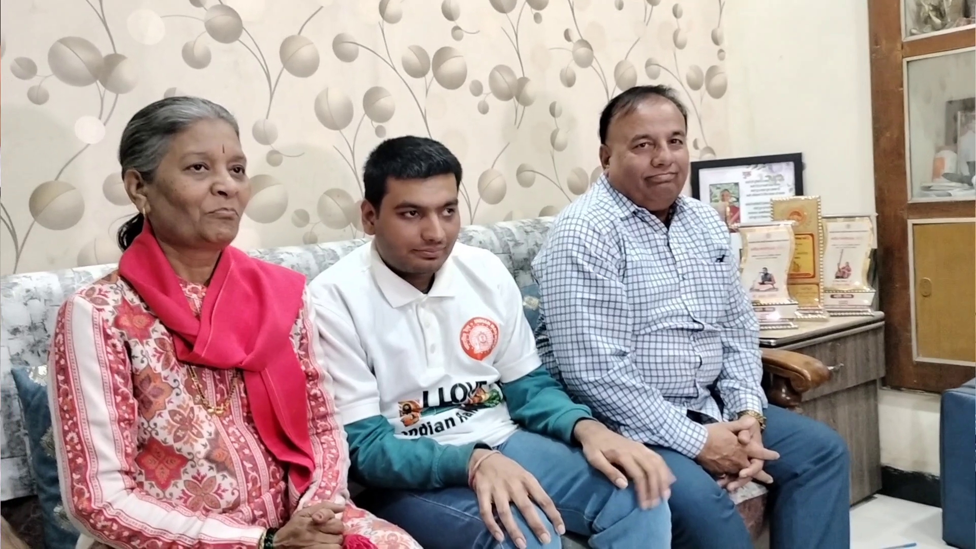 Akshad Pandith with Parents