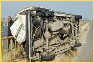 Van tyre burst in Sonipat