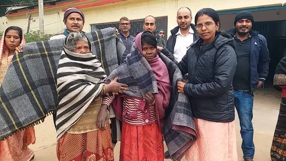 Blankets Distribution In Patna