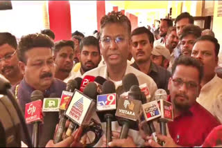 Minister Satish Jarkiholi spoke to the media.