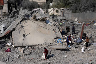 Israeli warplanes struck two urban refugee camps in central Gaza