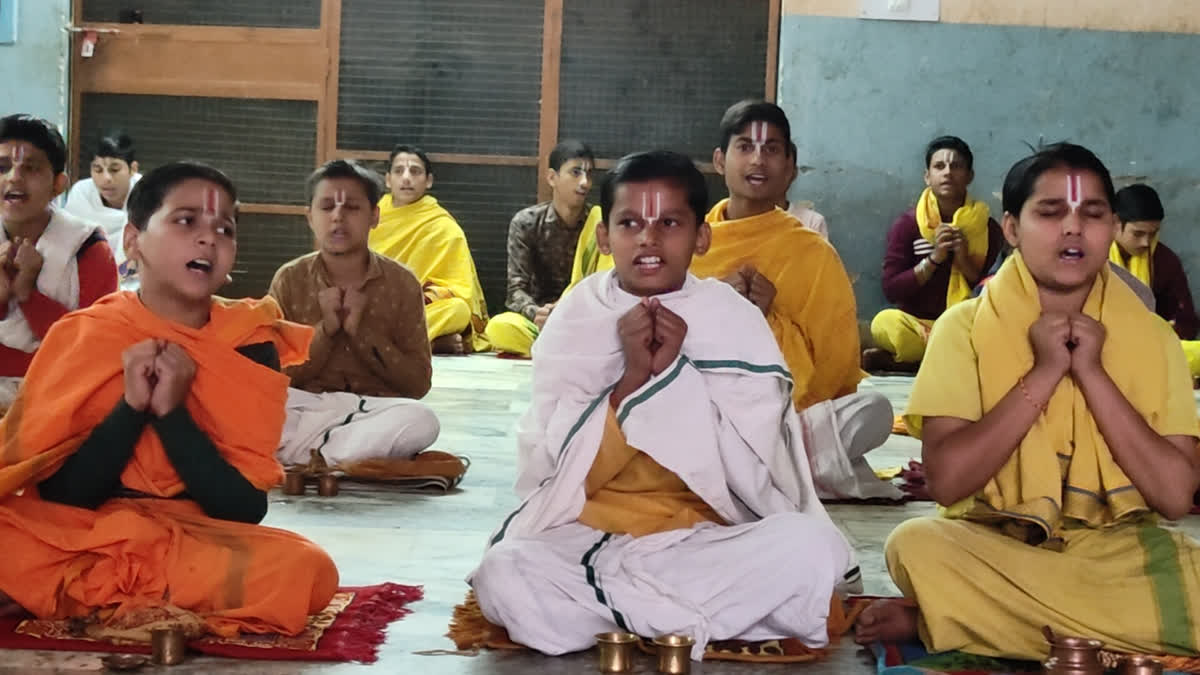 Alwar's Madhusudan Vedic Ashram is still promoting Vedic knowledge