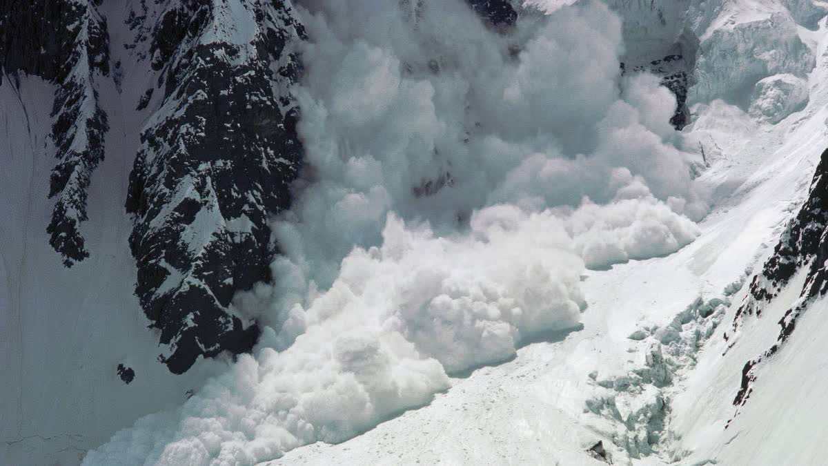 Avalanche Warning In Uttarakhand'ss 5 Districts Above 3,000 Meters Above Altitude