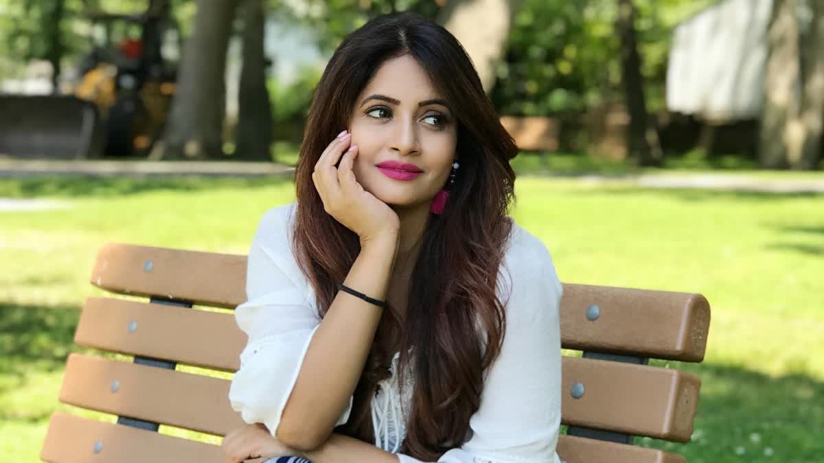 Miss Pooja