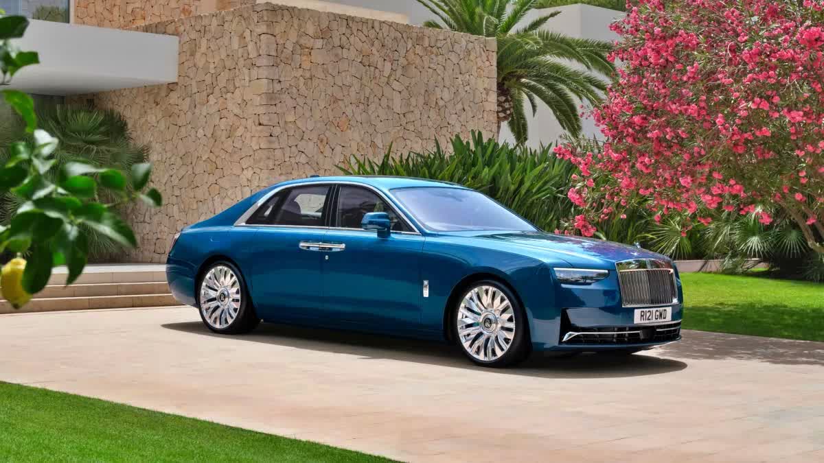 ROLLS ROYCE GHOST FACELIFT  റോൾസ് റോയ്‌സ് ഗോസ്റ്റ് സീരീസ് 2  ROLLS ROYCE GHOST SERIES 2 PRICE  ROLLS ROYCE CARS