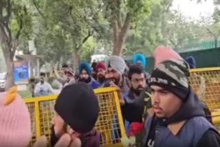 Punjab Teachers Protest Outside Arvind Kejriwal's Residence, Detained By Delhi Police