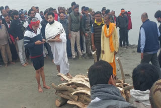 Acharya Kishore Kunal Cremation