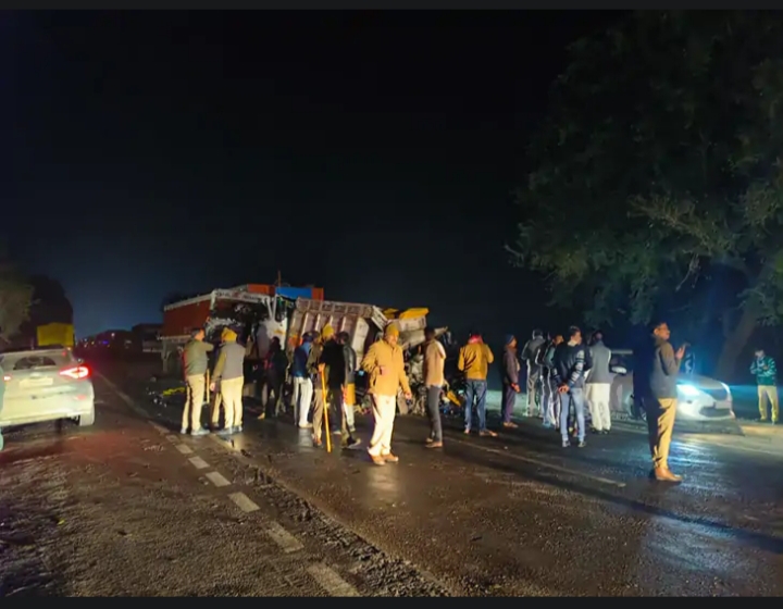 road accident on kanpur sagar highway woman dead, three injured today latest news