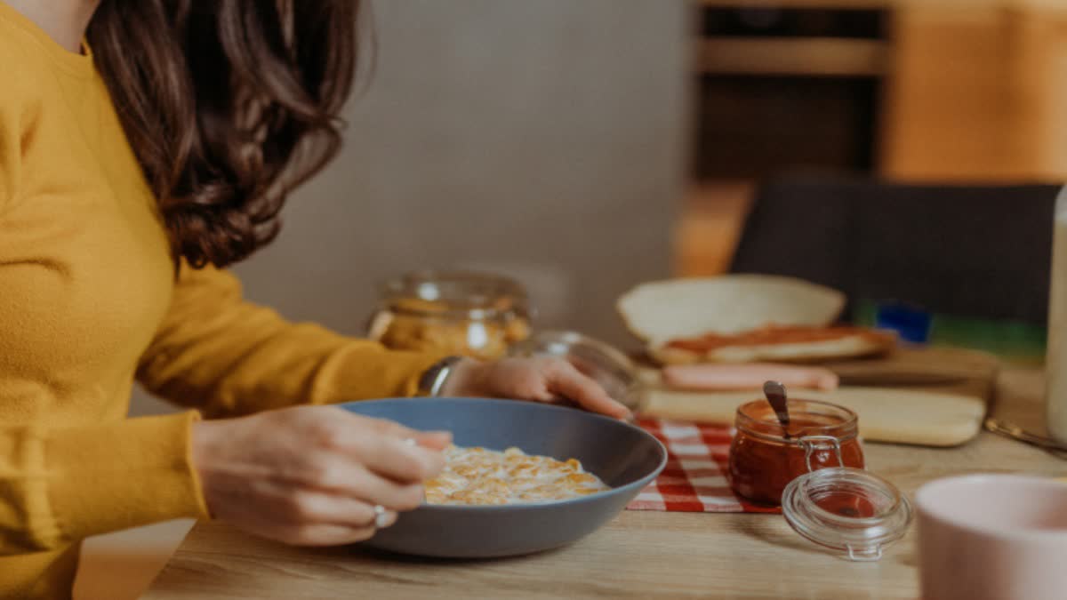 FOODS FOR BREAKFAST