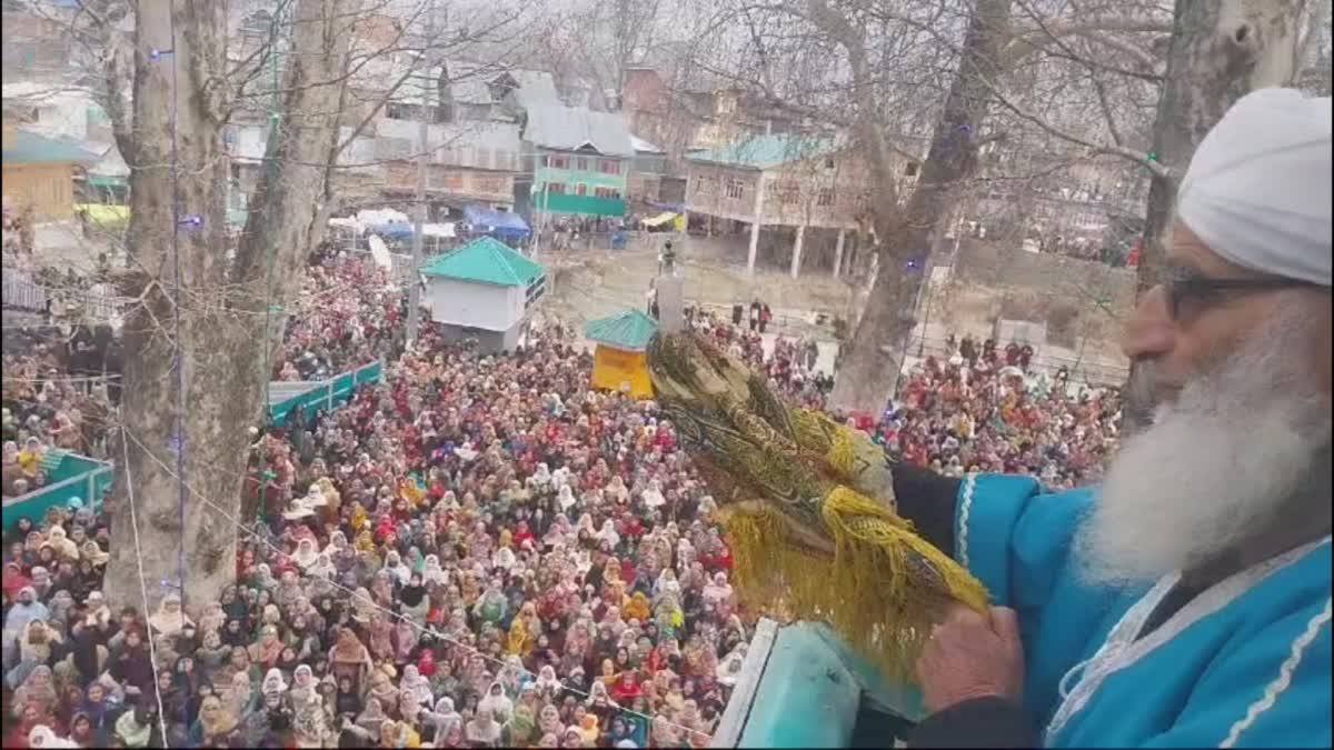 معراج العالم کی اختتامی تقریبات پر وادی میں بڑے اجتماعات