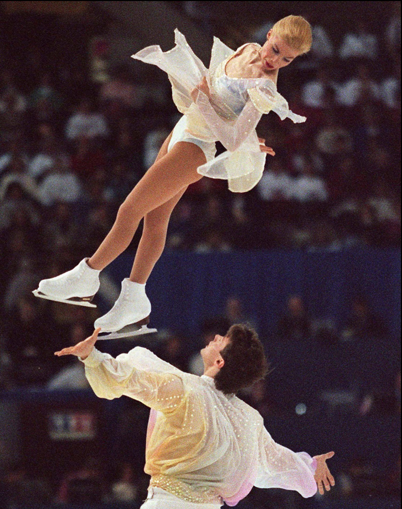 teenage figure skaters Jinna Han and Spencer Lane