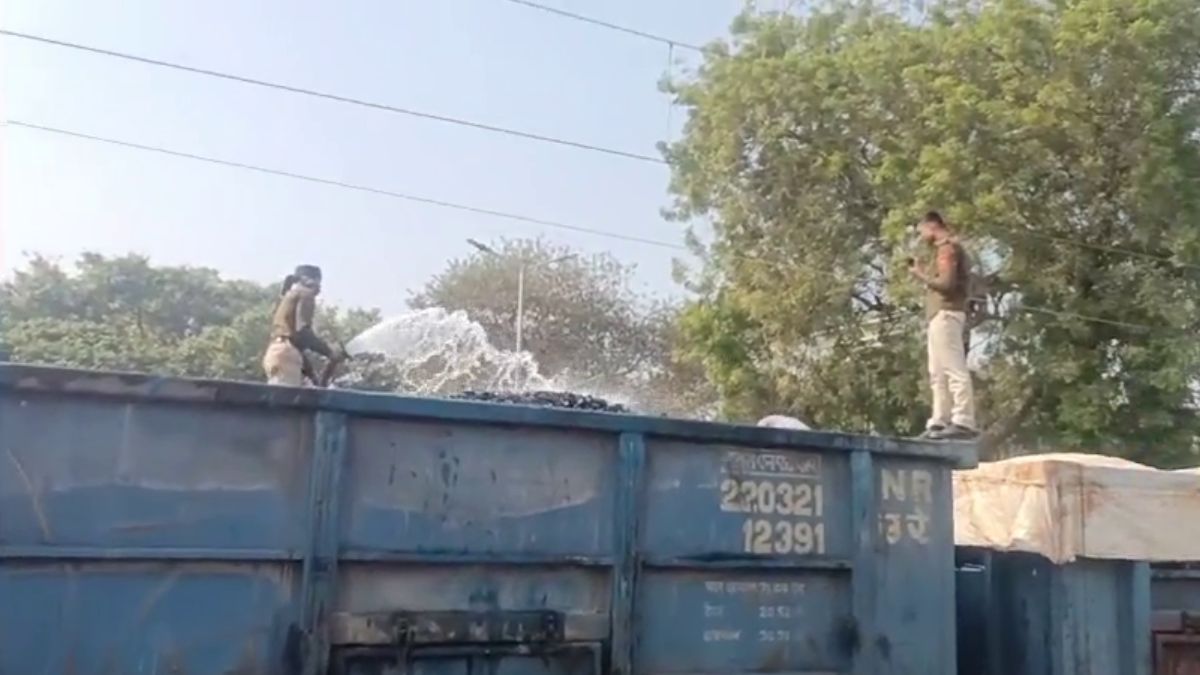 fire in goods train at gaya