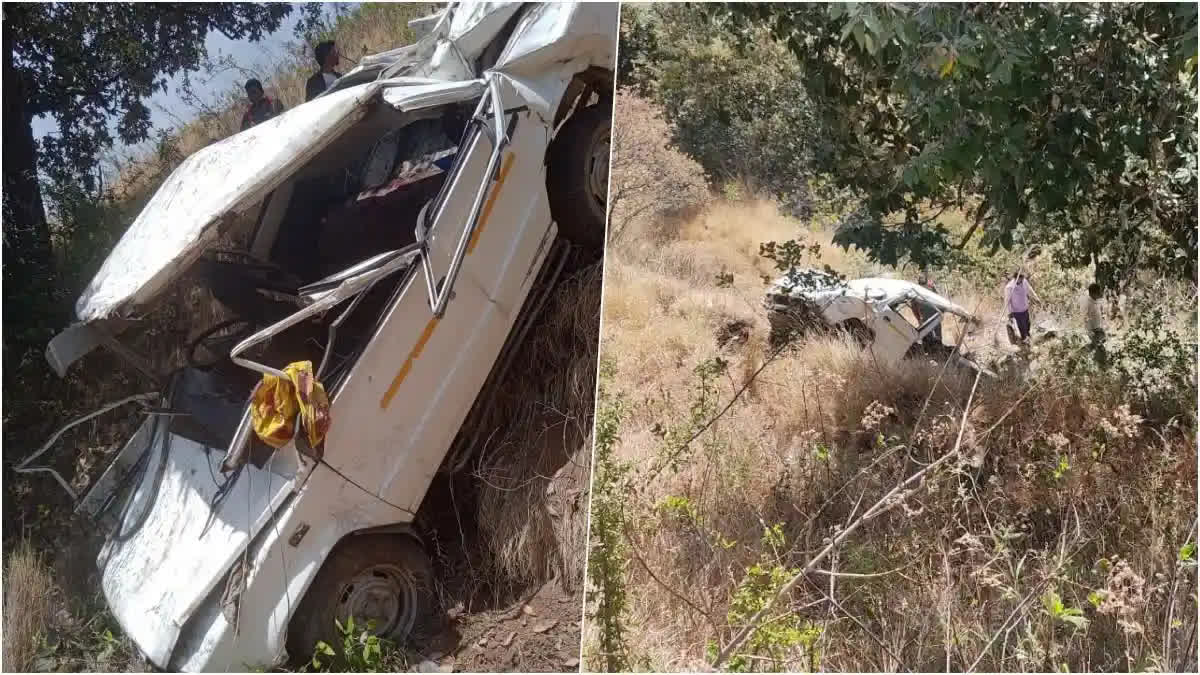 Vehicle Fell Into Ditch in Tehri of Uttarakhand