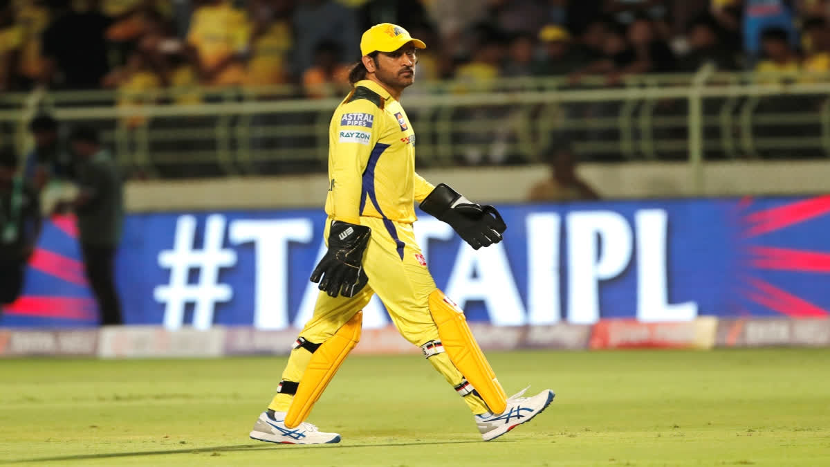 Mahendra Singh Dhoni became the first stumper to record 300 T20 dismissals