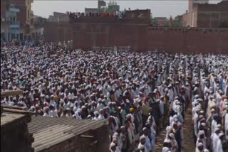 Thousands gather at Mukhtar Ansari funeral in UP's Ghazipur