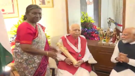 President Murmu Confers Bharat Ratna upon Veteran BJP Leader LK Advani