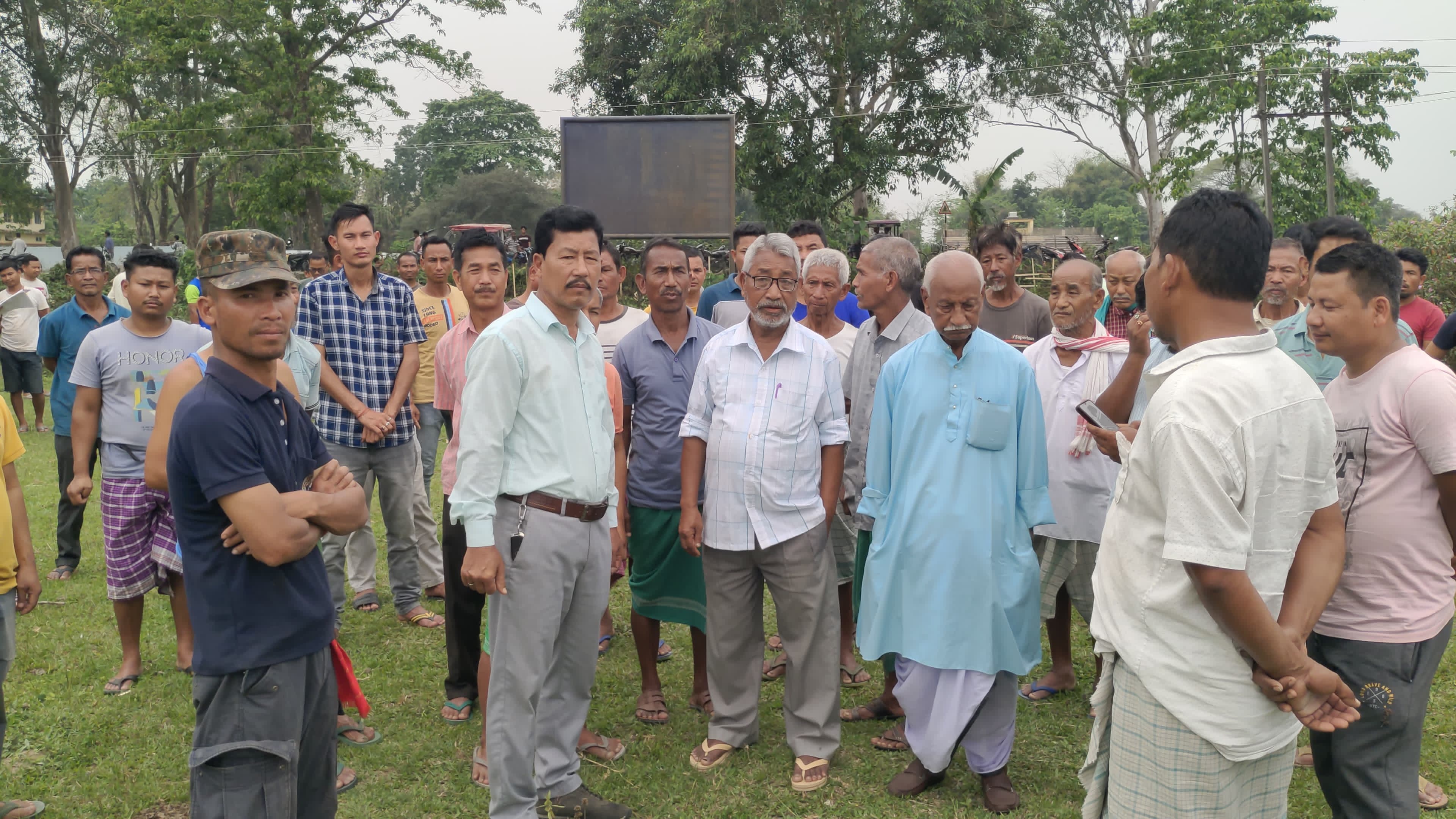 villagers demanded the protection of the Bengtal cemetery ground located in chirang