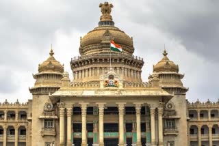 Karnataka Govt Bans Use Of Liquid Nitrogen In Smoking Biscuits, Desserts