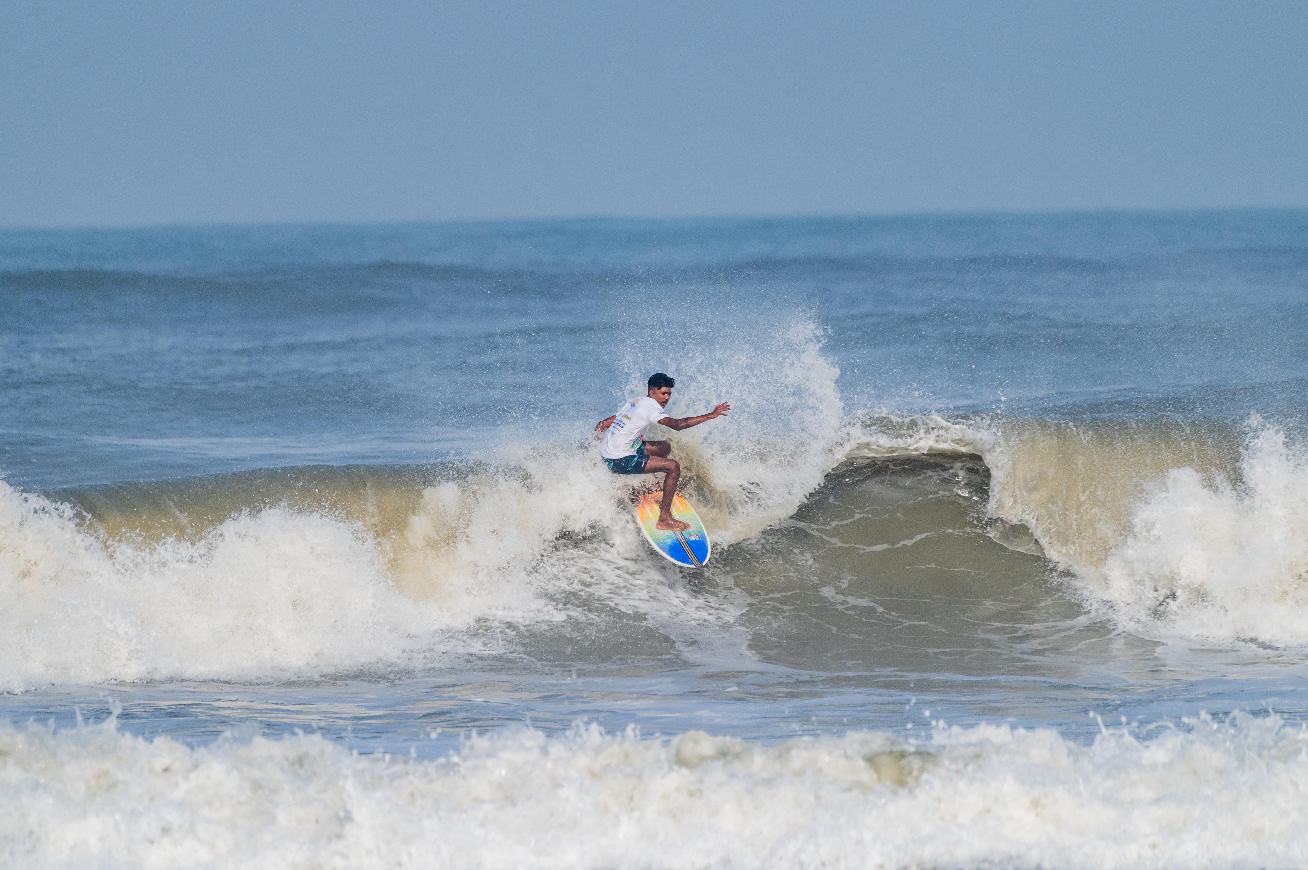 surfing competition