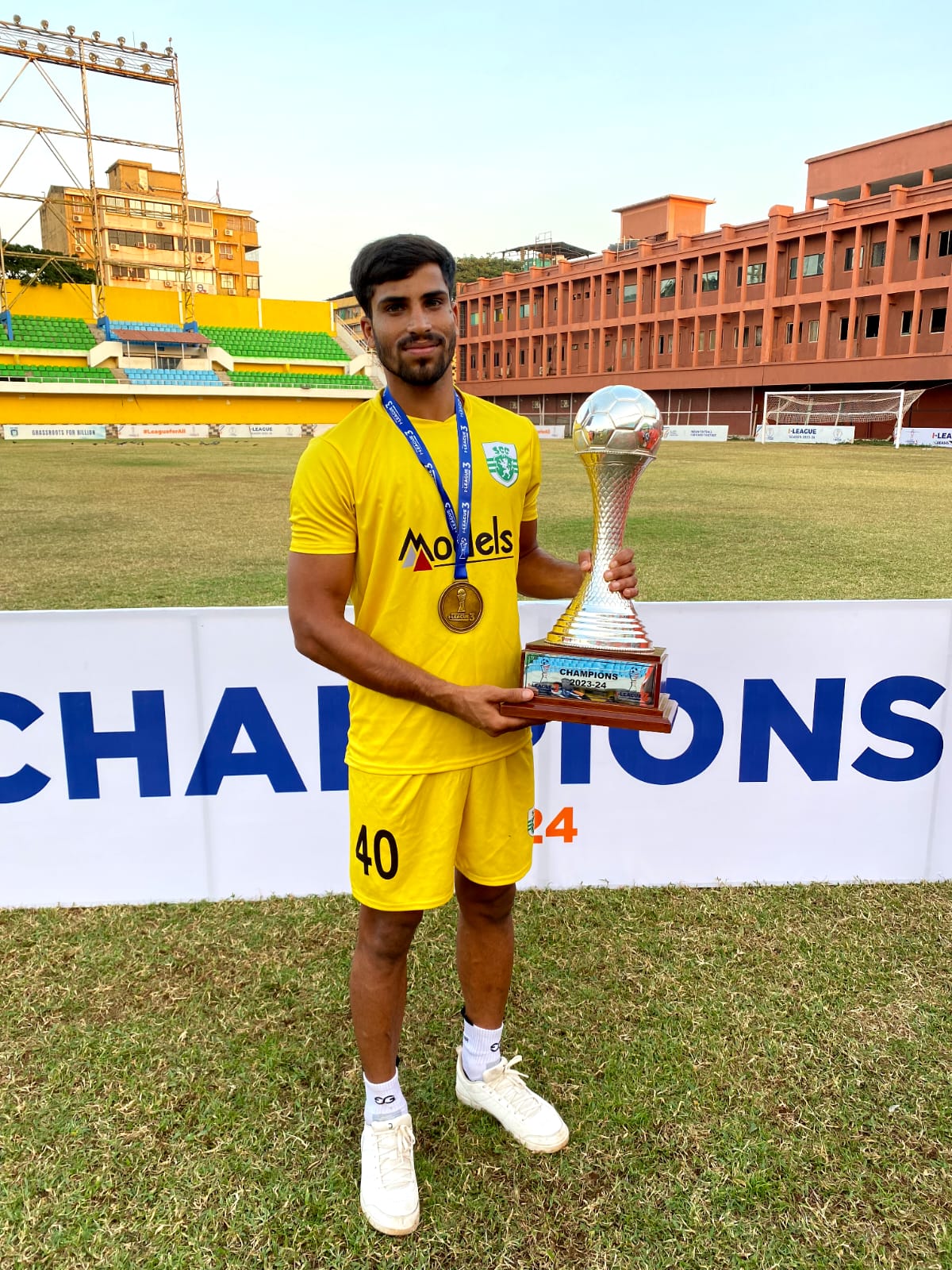 vidisha football player Vipin Sharma showed strength