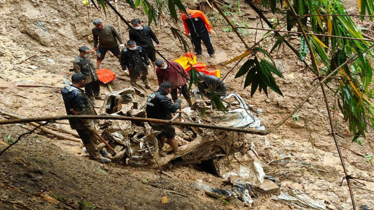 Arunachal Pradesh | 7 Including 2 Pregnant Women And 4 Children Dead In  Landslide In Seppa