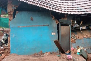 HOUSES DAMAGED