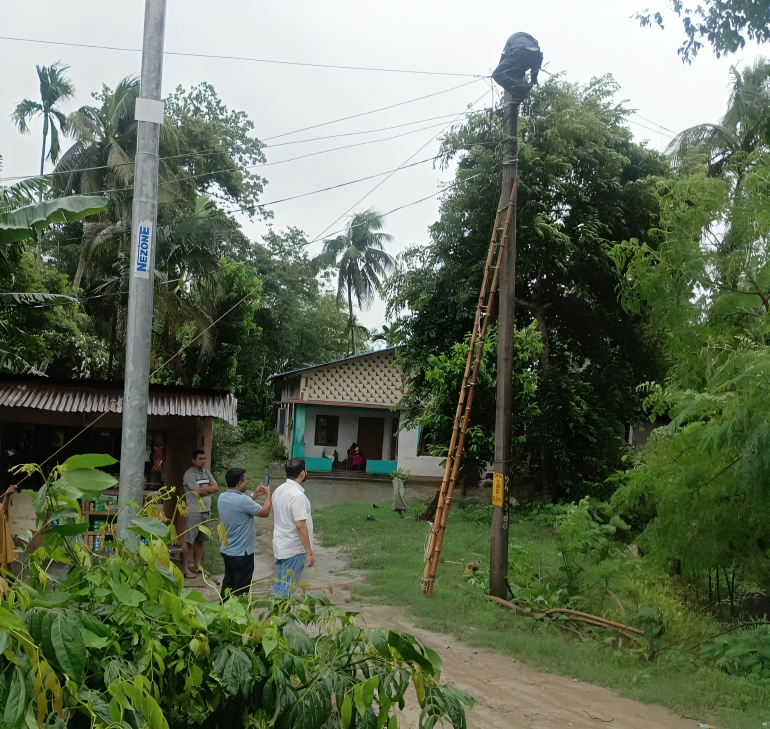 Efforts for the electricity connection will continue until mid night by the APDCL workers in Nagaon