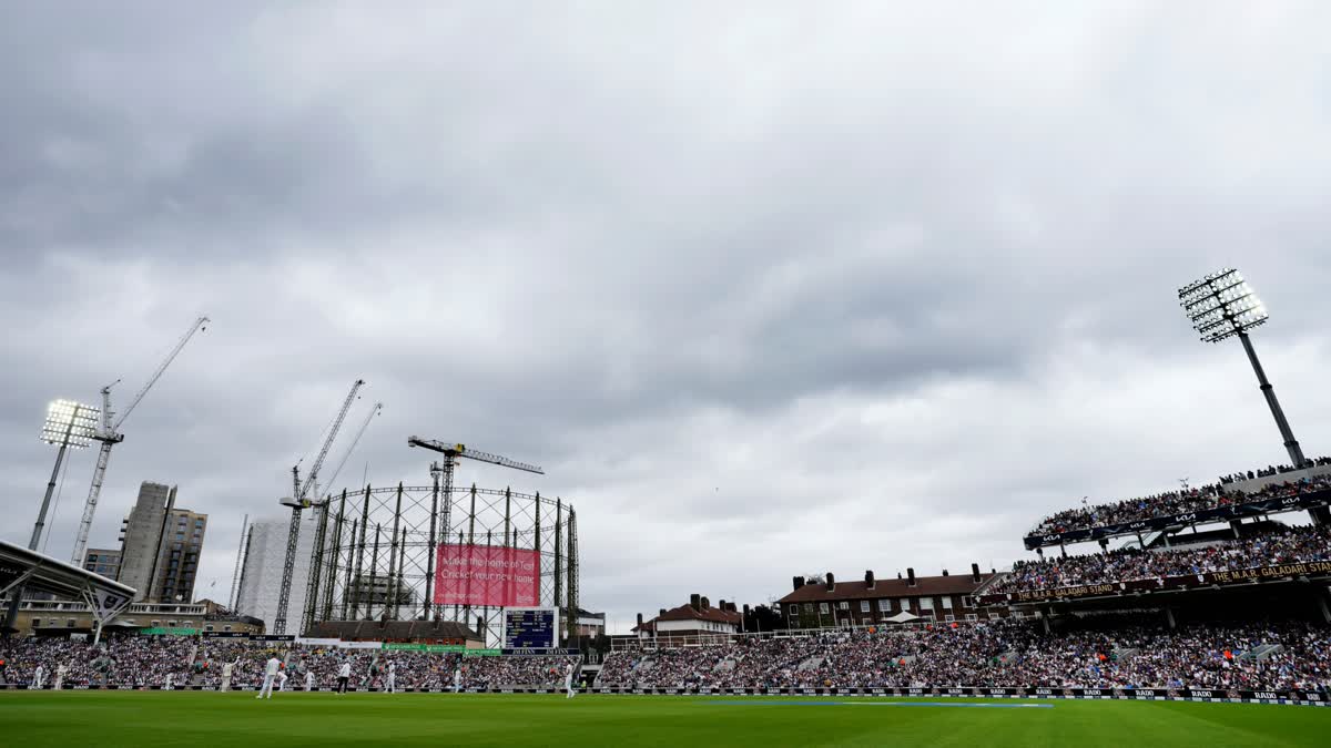 Play was abandoned for the day at the Oval on Sunday with Australia needing 249 more runs with all wickets intact to beat England in the fifth Ashes test, setting up a potentially thrilling finish to a classic series. Rain had already frustrated both teams on the fourth day with Australia going to an early tea — which turned into stumps — on 135-0 in its second innings after 38 overs.