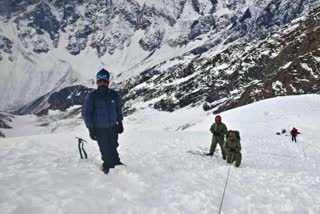 Mountaineers of Manali rescue Operations in Himachal.