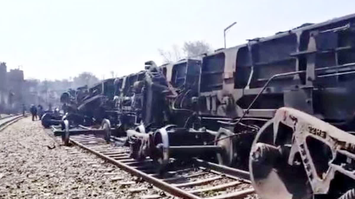 GOODS TRAIN DERAILED IN WEST BENGAL