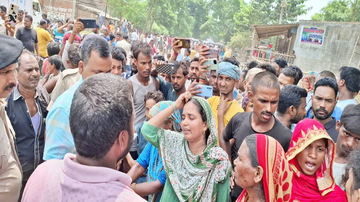 FIRING IN SUPAUL SCHOOL