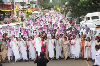 സ്ത്രീകൾക്കെതിരായ സൈബർ ആക്രമണങ്ങൾ സി പിഎമ്മിന്റെ ഉന്നത നേതൃത്വത്തിന്റെ അറിവോടെ  cyber crime  cyber bullying  v d satheeshan  kottayam  puthupally byelection  chandy oommen  ഡിവൈഎഫ്ഐ  സിപിഎം  കോട്ടയം  പുതുപ്പള്ളിയുടെ ചങ്കാണ് ചാണ്ടി  റോഡ് ഷോ