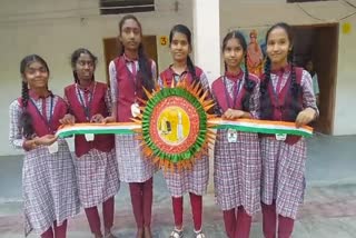 Students Make Chandrayaan 3 Rakhi