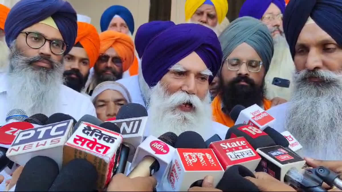 Amritpal father reached Harmandir Sahib