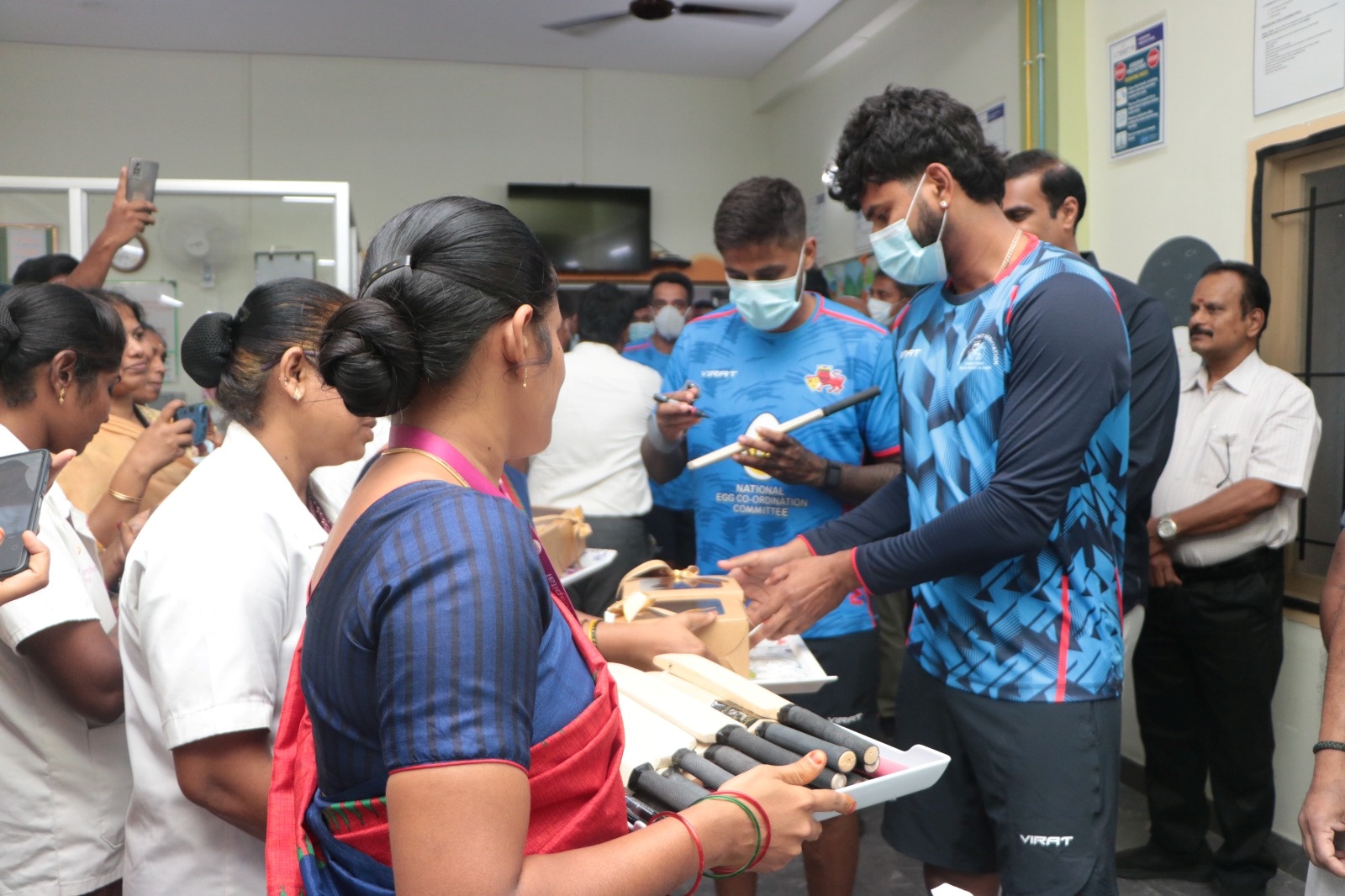 Suryakumar Yadav, Shreyas Iyer met Cancer Treatment Childrens in Coimbatore