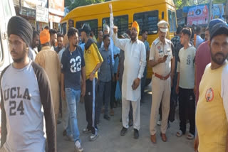 People fed up with overloaded tippers blocked Garhshankar Road, raised slogans against the Deputy Speaker.