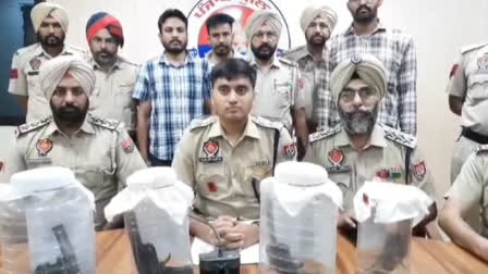 Sri Muktsar Sahib Police got a big success, arrested the looters with weapons