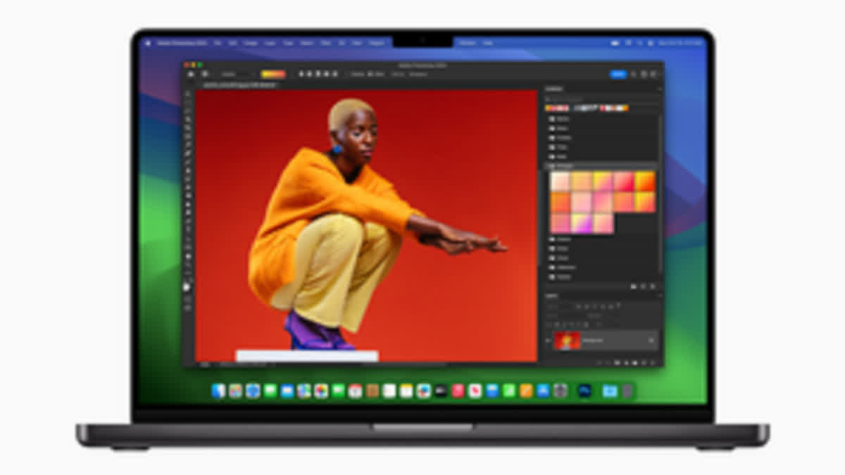 Apple new MacBook Pro available on November 7 in apple Store