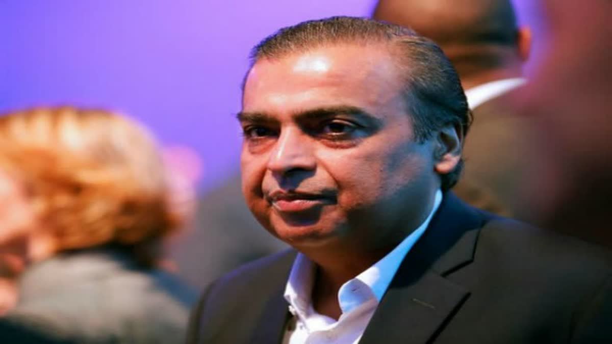 Threat Against Mukesh Ambani  Mukesh Ambani Receives Threat Email  മുകേഷ് അംബാനി  മുകേഷ് അംബാനിക്ക് വീണ്ടും ഭീഷണി  മുകേഷ് അംബാനിക്ക് ഭീഷണി  Mukesh Ambani  Death Threat Against Mukesh Ambani  റിലയൻസ് ഇൻഡസ്ട്രീസ് ചെയർമാൻ മുകേഷ് അംബാനി  Reliance Industries Chairman Mukesh Ambani  Threat Email