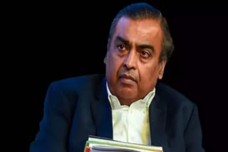 reliance industries chairman mukesh ambani