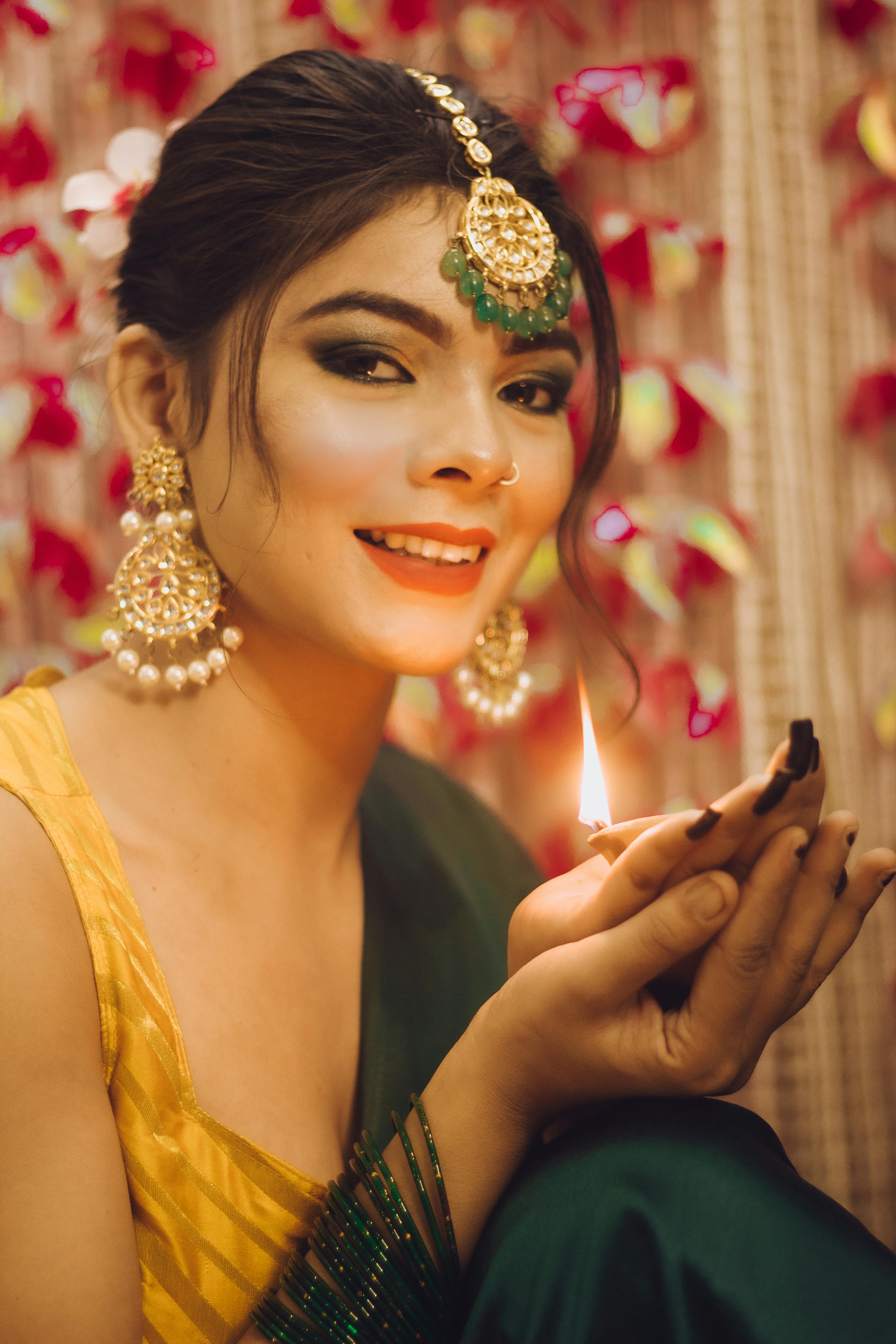 DIWALI MAKEUP HACKS AND SKIN CARE TIPS DURING DIPAWALI FESTIVITY BY DERMATOLOGIST