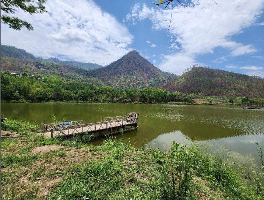 Shilloi Lake