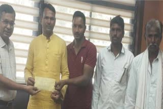 RATLAM VILLAGERS HONORED