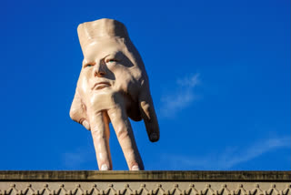 A New Zealand City Waves Goodbye To Its 'Disturbing' Giant Hand Sculpture That Many Came To Love